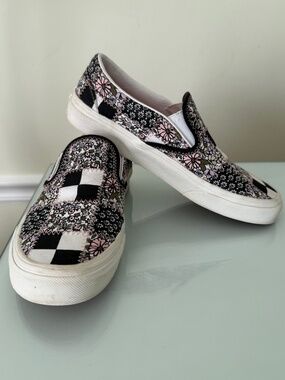 Van's Classic Slip-On Patchwork Floral sneakers